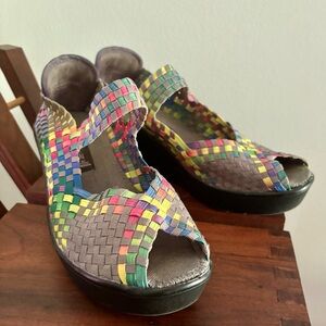 Steven by Steve‎ Madden Brynn Multi Color Open Toe Wedge Shoes Women’s Size 8.5